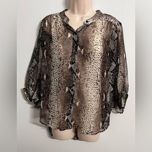 Tart Women’s sheer cape sleeve top Size XS